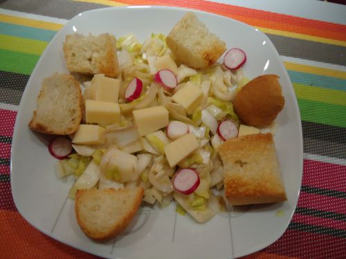 salade d'endives, radis et comté